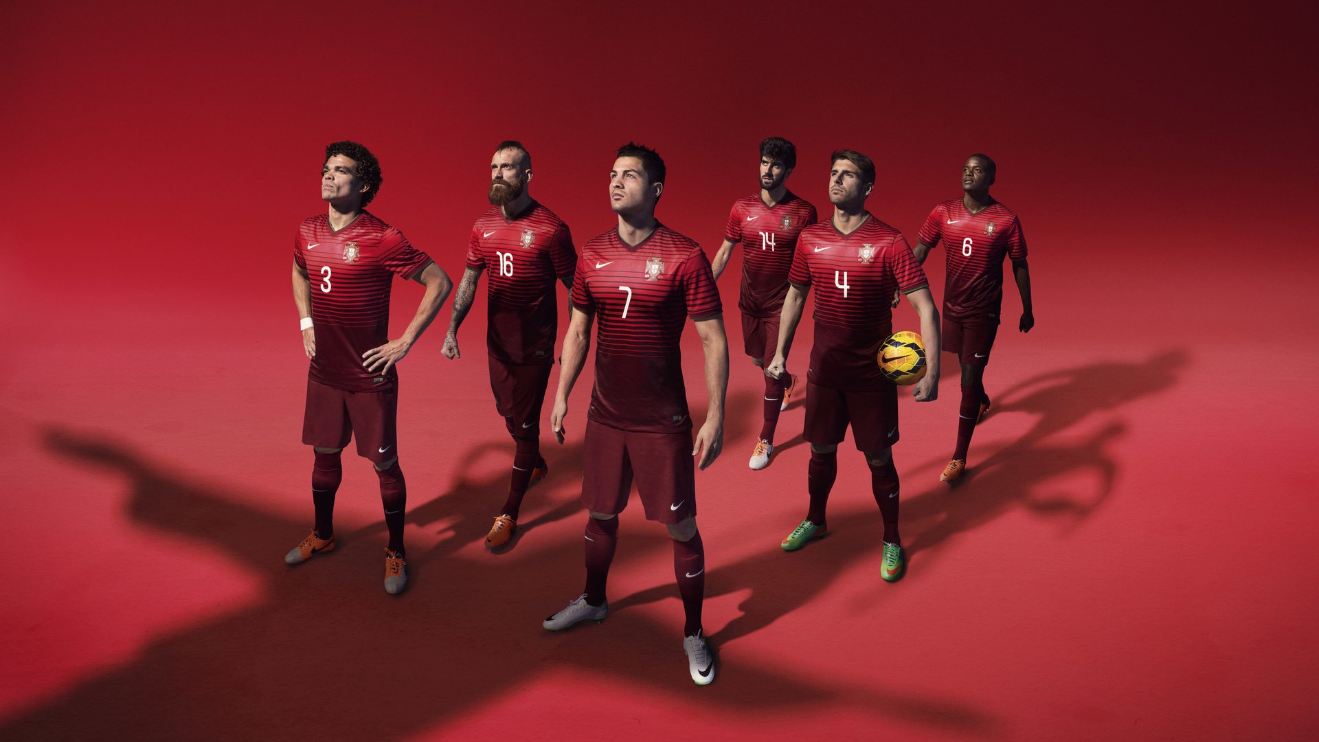 俱乐部推动女性裁判员招募实现性别多样化发展,赛事裁判员